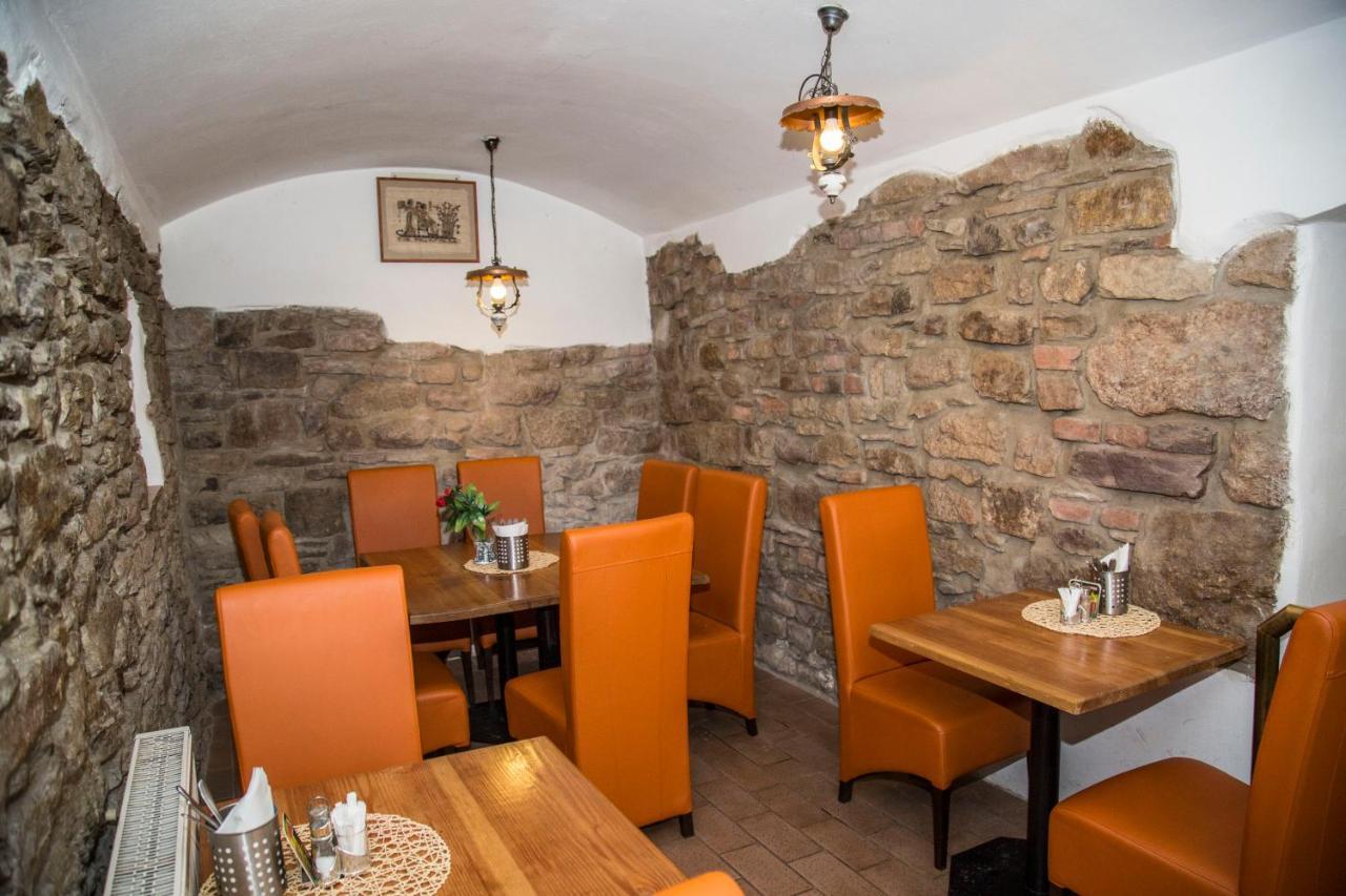 Hotel U Mesta Prahy Náchod Eksteriør billede